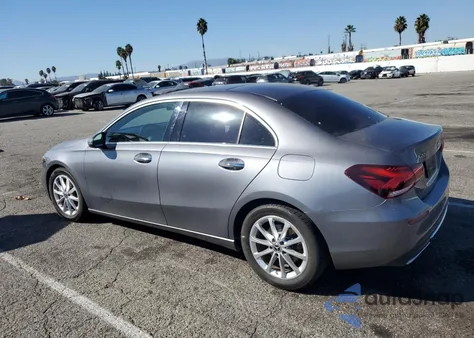 2021 Mercedes-Benz A 220 z USA, uszkodzony, nr VIN W1K3G4EB2MJ270427